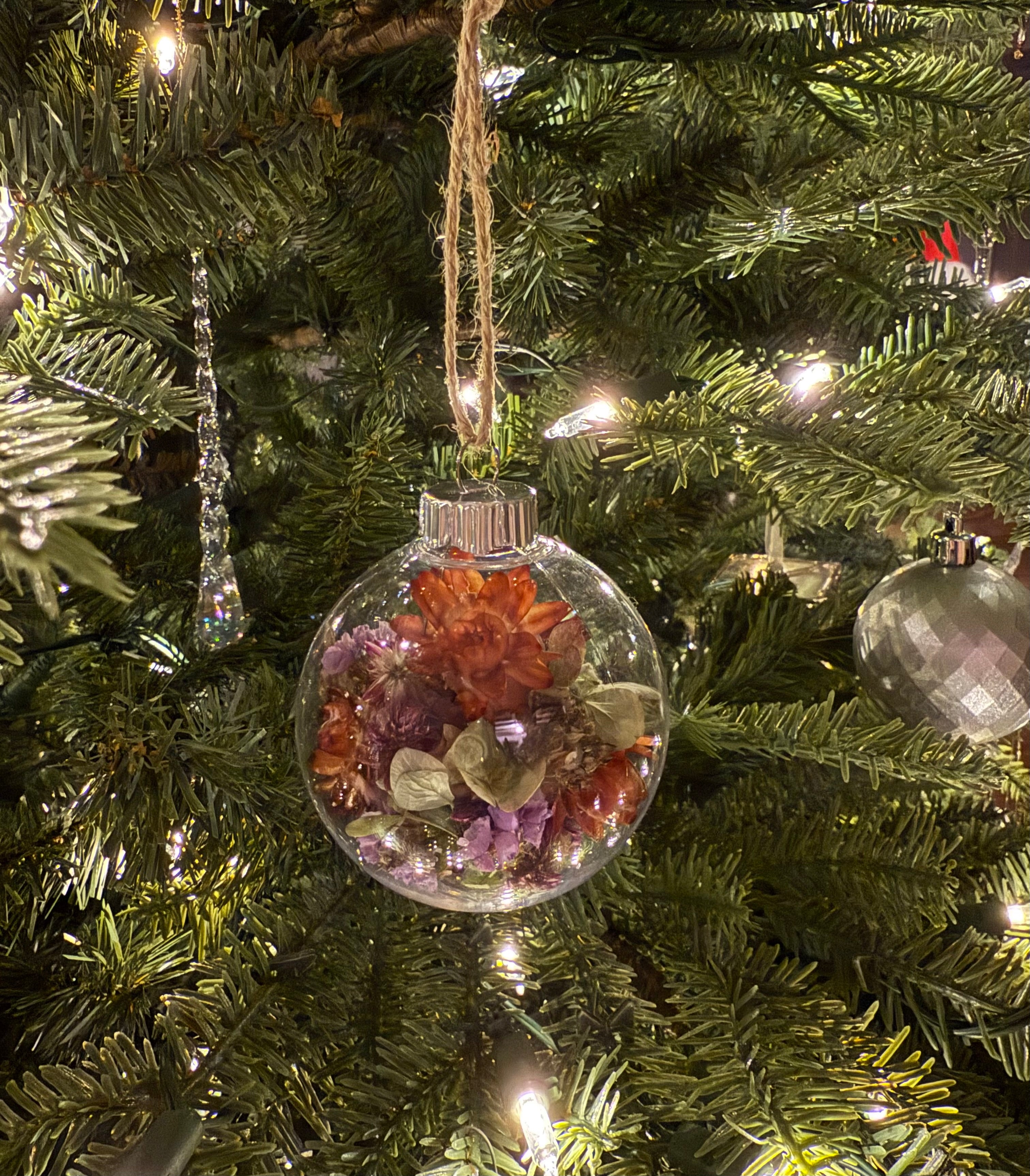 Ornament with Everlasting Flowers