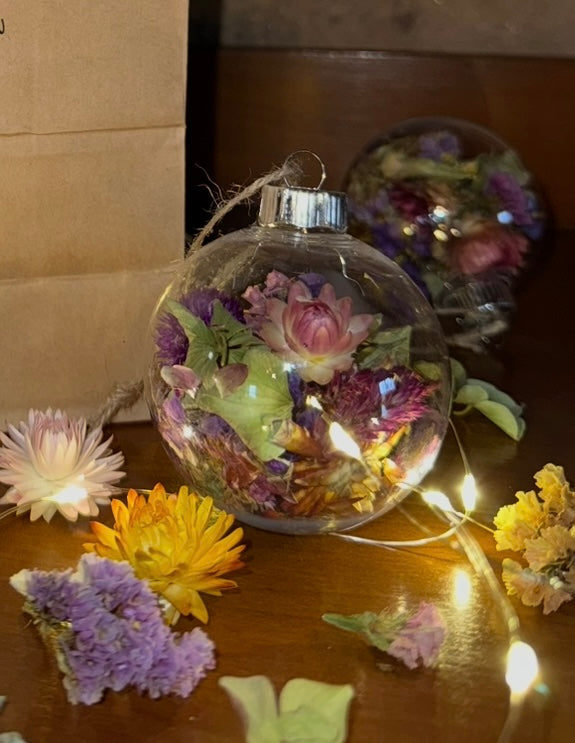 Ornament with Everlasting Flowers