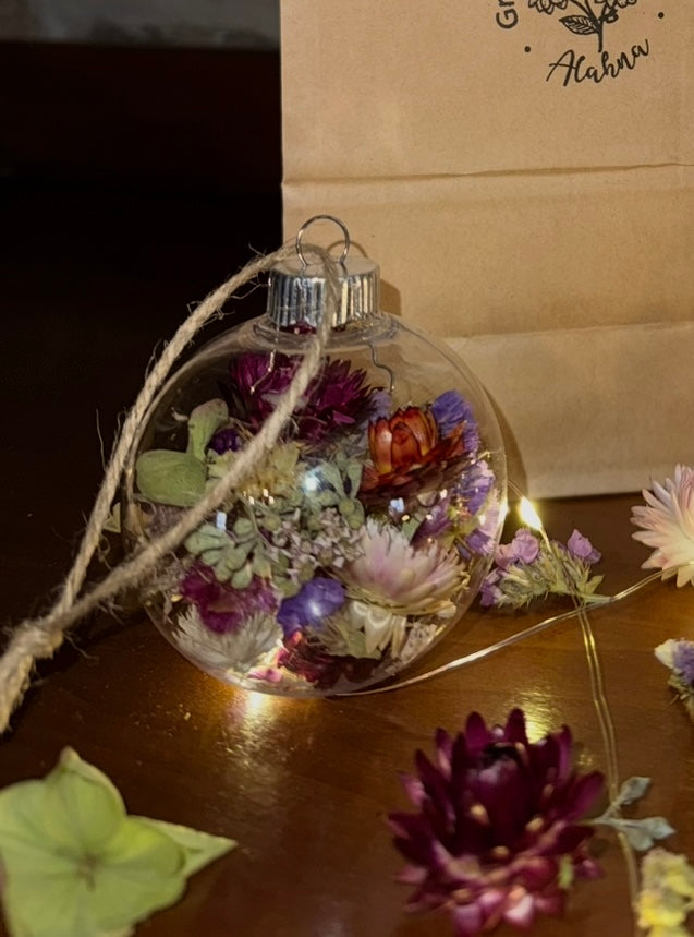 Ornament with Everlasting Flowers